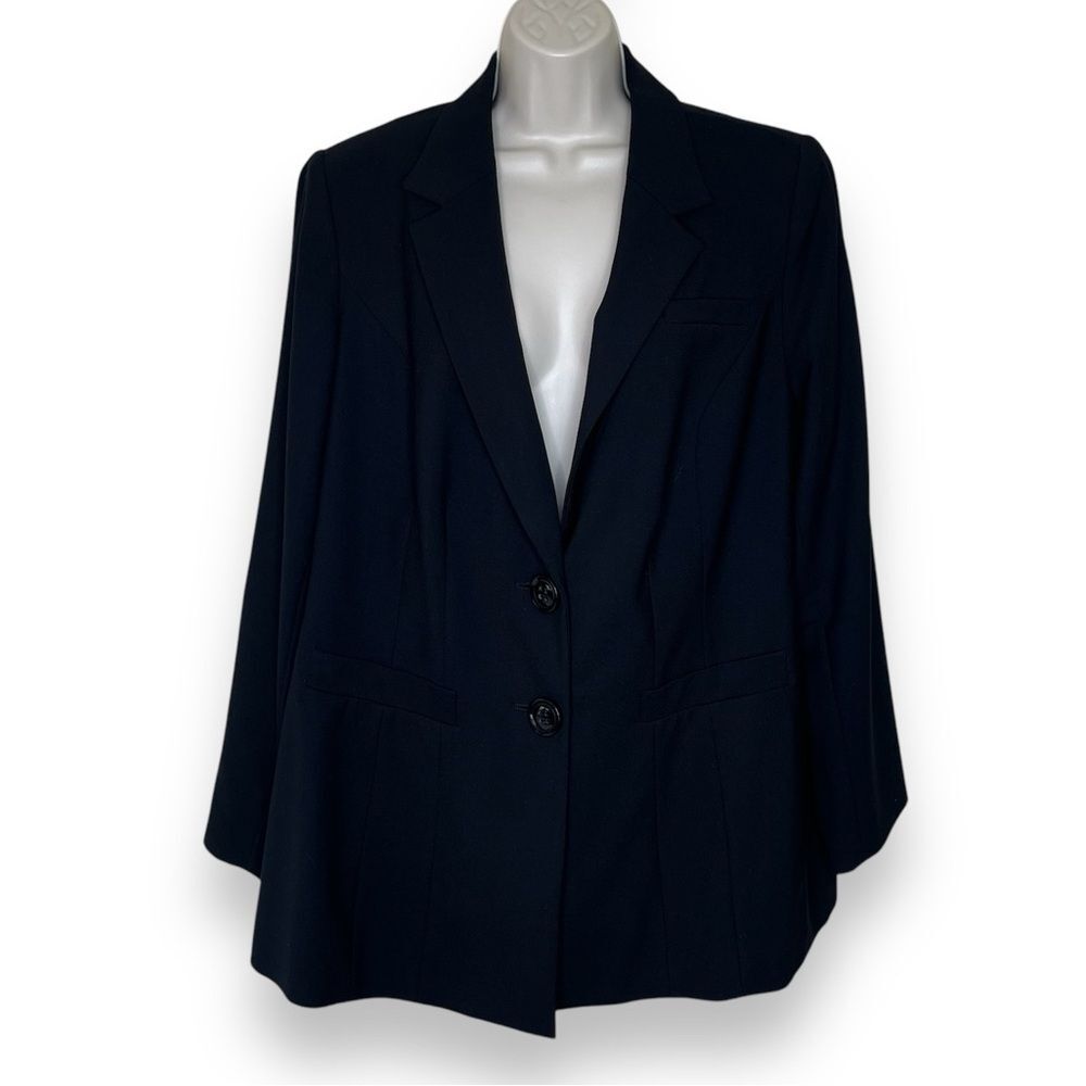 Lane Bryant Classic Two Button Black Blazer Fully Lined Long Sleeve Women 18